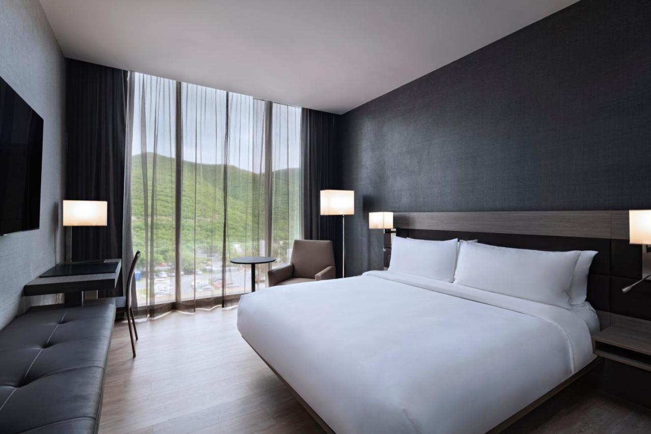 Ac Hotel By Marriott Monterrey Valle San Pedro Garza Garcia ภายนอก รูปภาพ