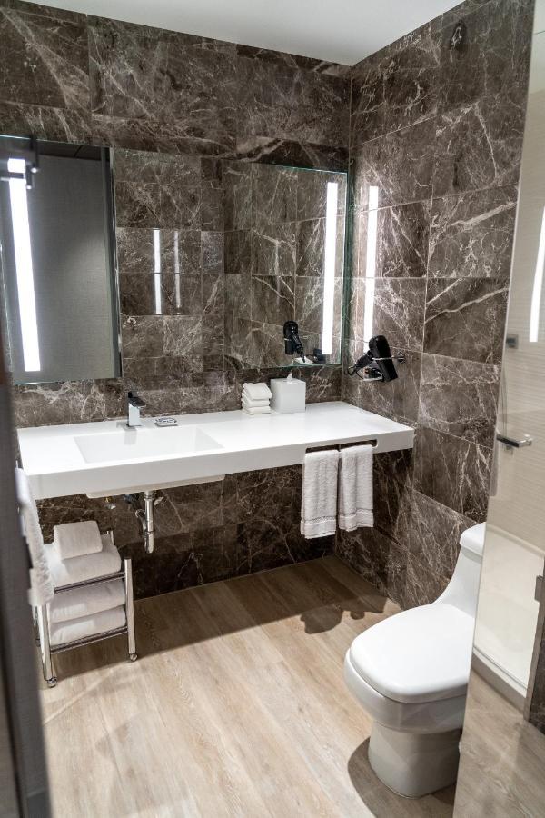 Ac Hotel By Marriott Monterrey Valle San Pedro Garza Garcia ภายนอก รูปภาพ